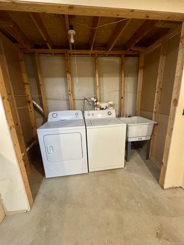 20543 Brandonwood Drive, Clinton Twp, MI 48038