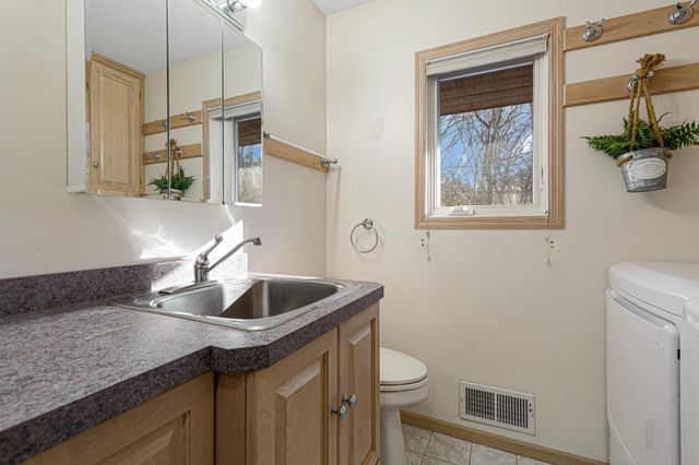 1101 Faribault Road, Faribault, MN 55021