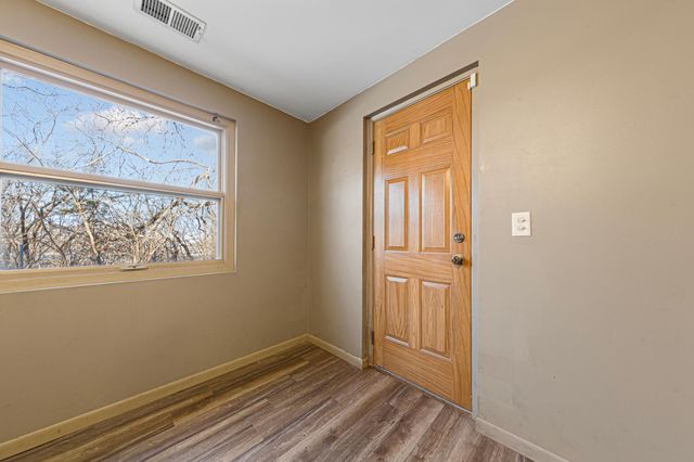 1101 Faribault Road, Faribault, MN 55021