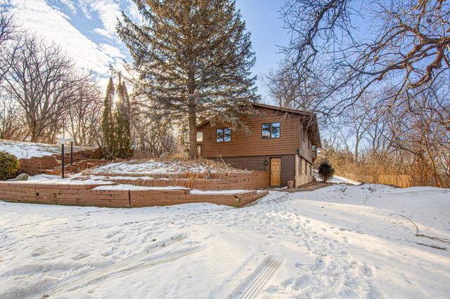1101 Faribault Road, Faribault, MN 55021