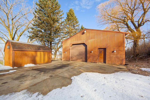 1101 Faribault Road, Faribault, MN 55021