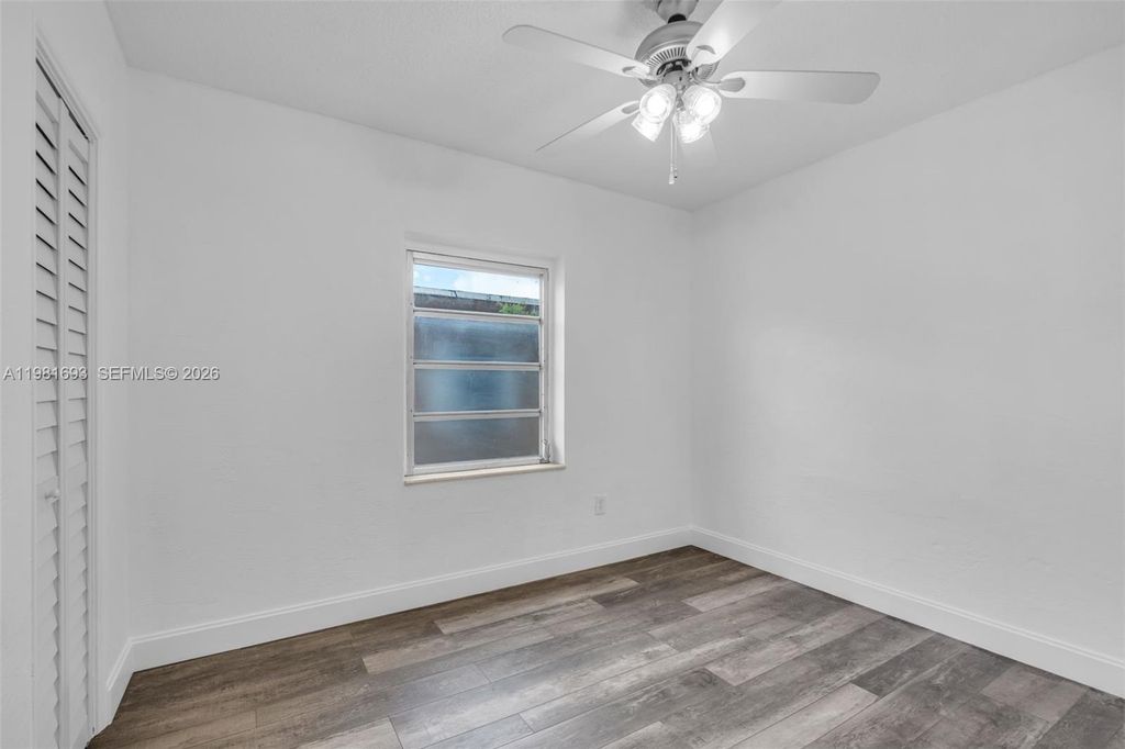 Image 12 of property listing at 2166 NW 18th St, Miami, FL 33125