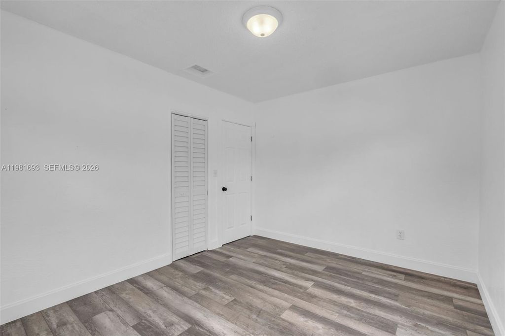 Image 16 of property listing at 2166 NW 18th St, Miami, FL 33125