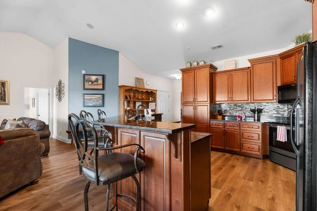 191 Greystone Drive, Hollister, MO 65672