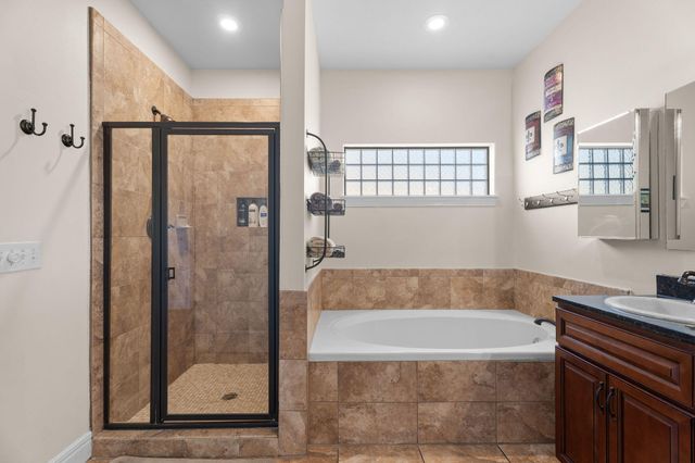 191 Greystone Drive, Hollister, MO 65672