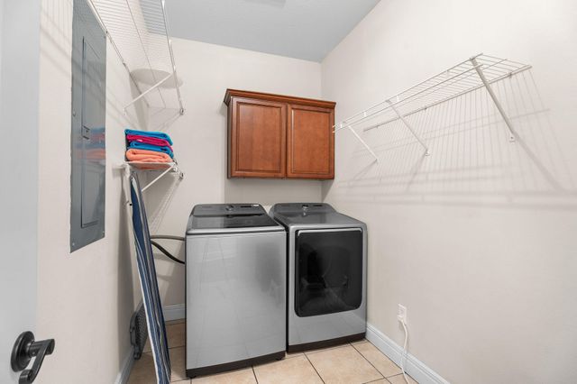 191 Greystone Drive, Hollister, MO 65672