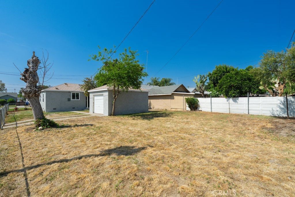 Image 14 of property listing at 1202 W 11th, San Bernardino, CA 92411
