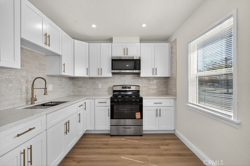 Image 7 of property listing at 1202 W 11th, San Bernardino, CA 92411