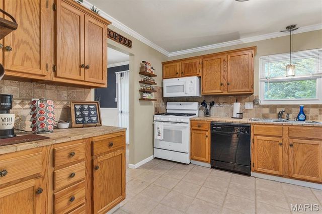 5181 Jimmy Drive, Arnold, MO 63010