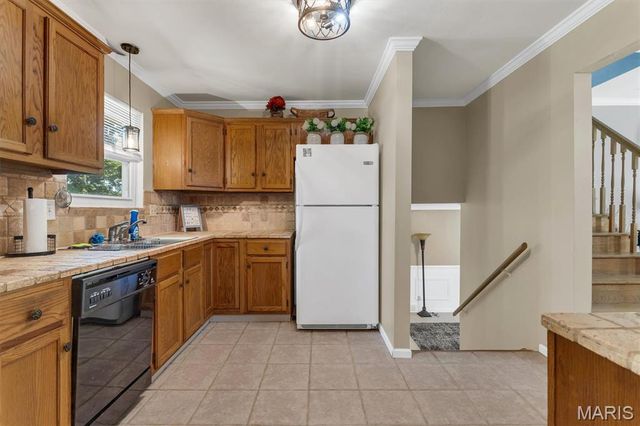 5181 Jimmy Drive, Arnold, MO 63010