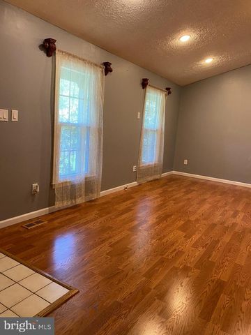 10 PINTO CT, Rockville, MD 20850