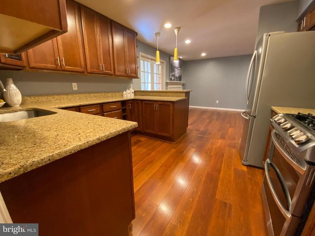 10 PINTO CT, Rockville, MD 20850