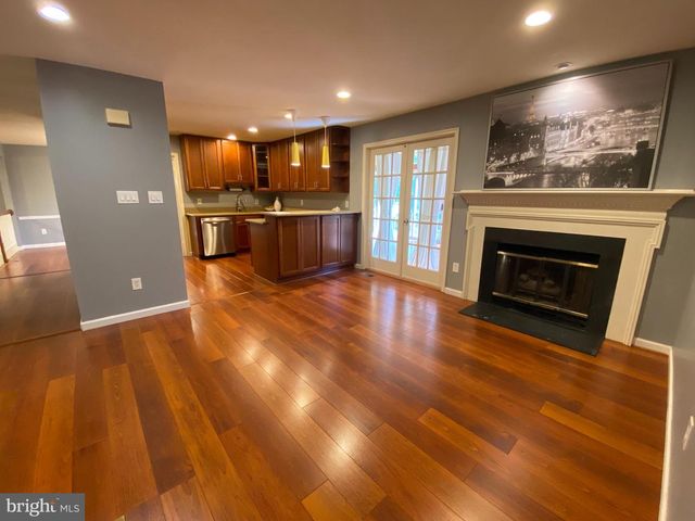 10 PINTO CT, Rockville, MD 20850