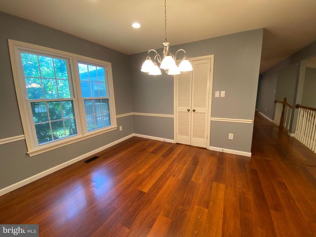 10 PINTO CT, Rockville, MD 20850