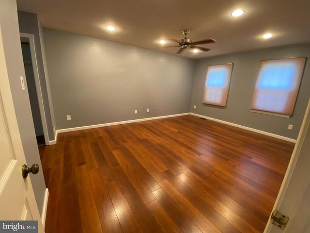 10 PINTO CT, Rockville, MD 20850