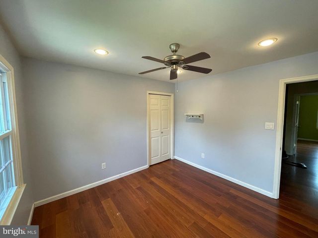 10 PINTO CT, Rockville, MD 20850