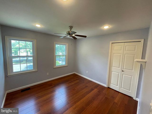 10 PINTO CT, Rockville, MD 20850