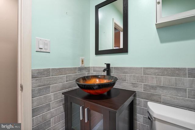 10 PINTO CT, Rockville, MD 20850