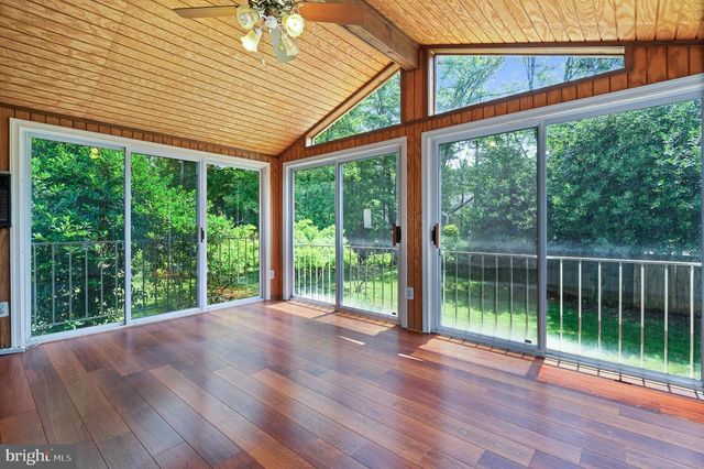 10 PINTO CT, Rockville, MD 20850