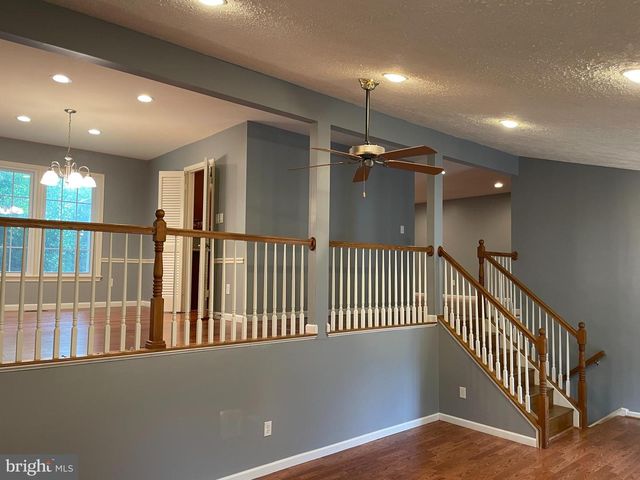 10 PINTO CT, Rockville, MD 20850