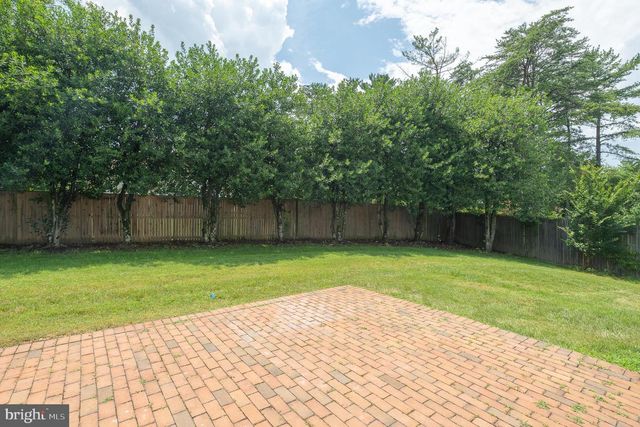 10 PINTO CT, Rockville, MD 20850