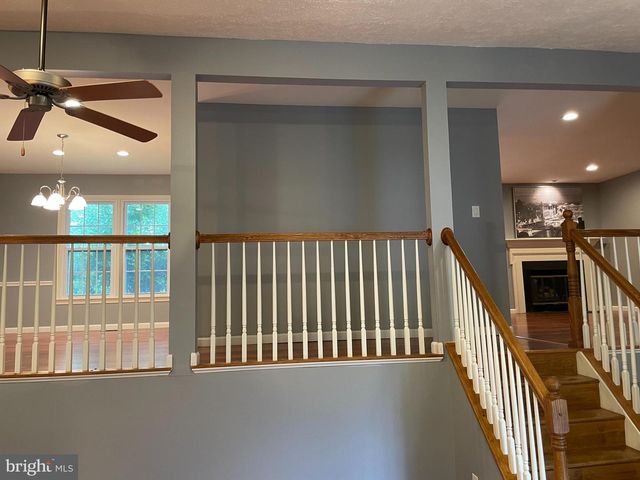 10 PINTO CT, Rockville, MD 20850