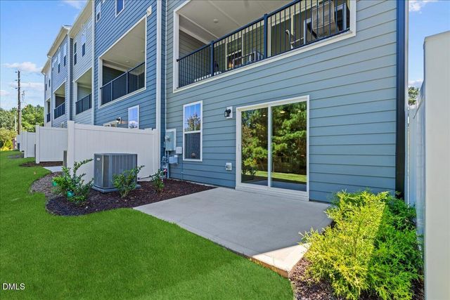 10910 Berry Woods Lane, Raleigh, NC 27617