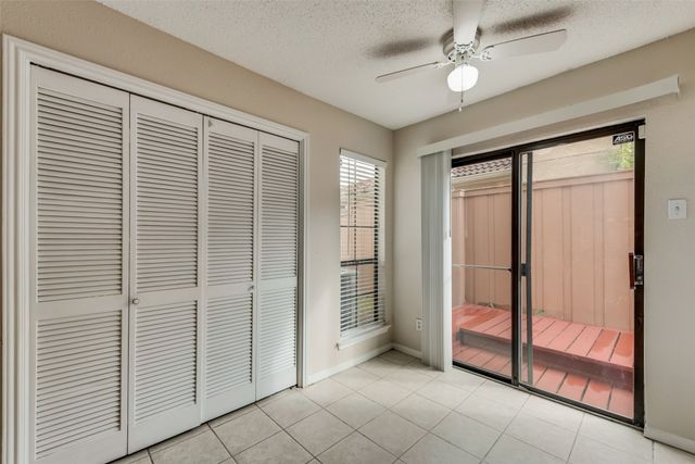 2642 Encina, Irving, TX 75038