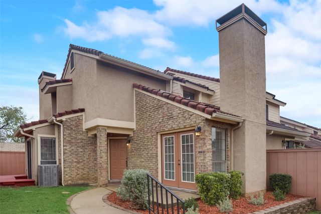 2642 Encina, Irving, TX 75038