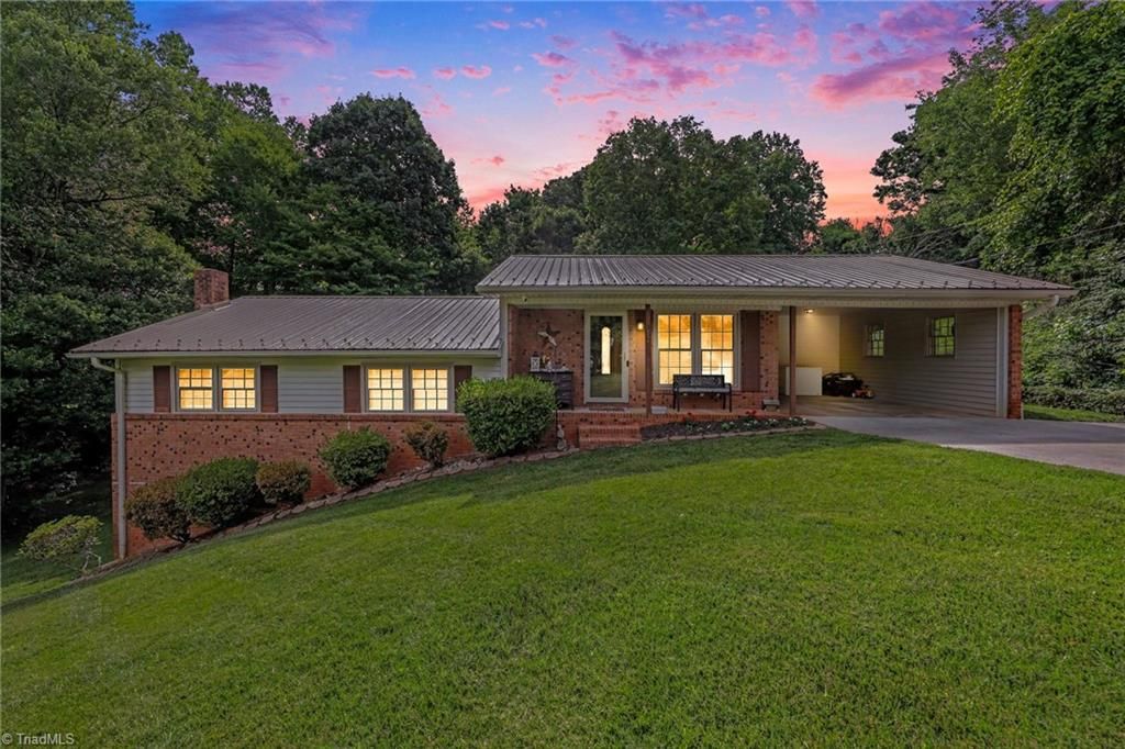 352 William Lane, Lexington, NC 27295