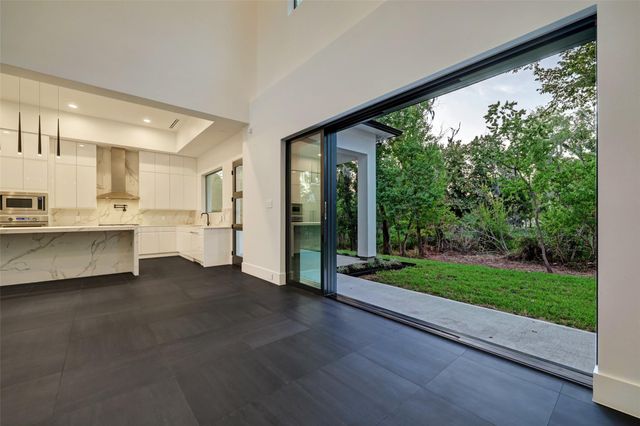 66 Flamingo Landing Drive, Missouri City, TX 77459