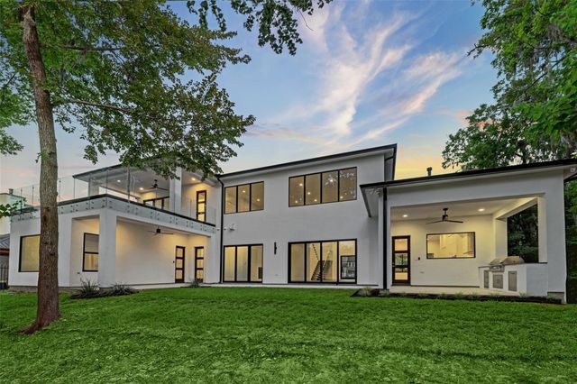 66 Flamingo Landing Drive, Missouri City, TX 77459