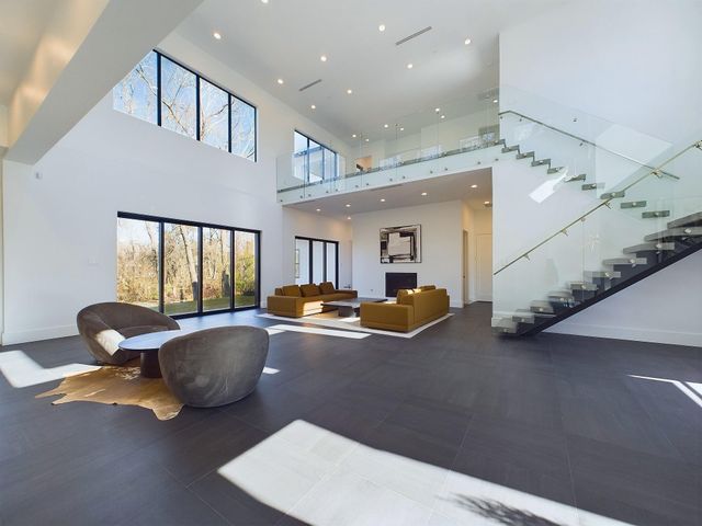 66 Flamingo Landing Drive, Missouri City, TX 77459