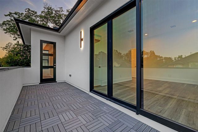 66 Flamingo Landing Drive, Missouri City, TX 77459