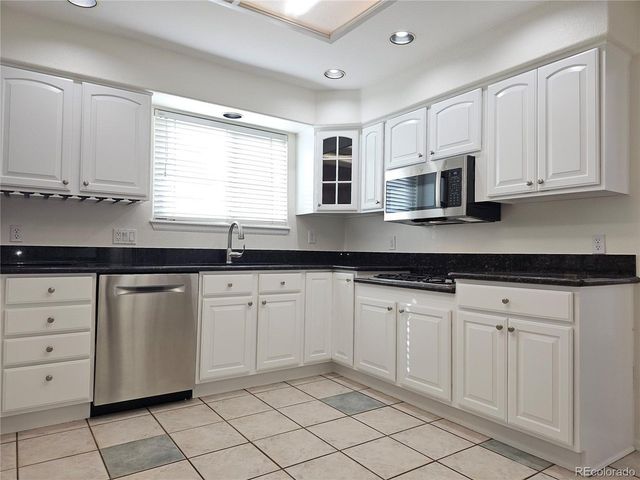 10607 Clarke Farms Dr, Parker, CO 80134