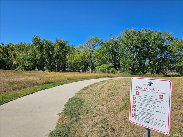 10607 Clarke Farms Dr, Parker, CO 80134