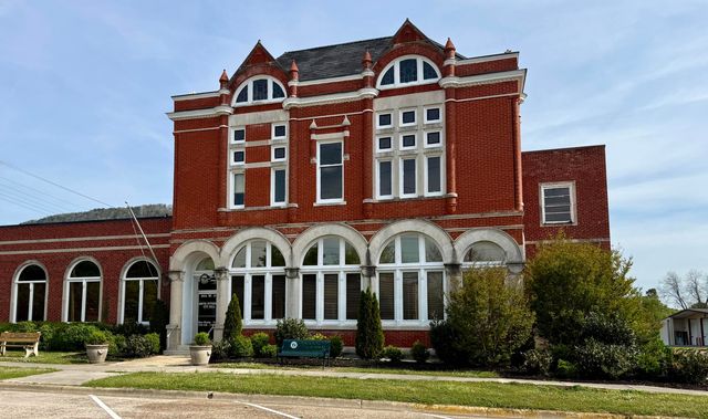 602 Elm Avenue 1,2,3,4, South Pittsburg, TN 37380
