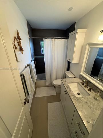 18620 NW 47th Ct, Miami Gardens, FL 33055