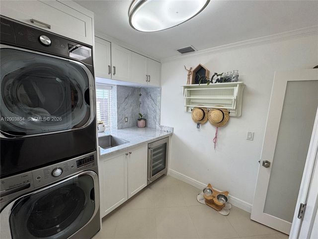 18620 NW 47th Ct, Miami Gardens, FL 33055