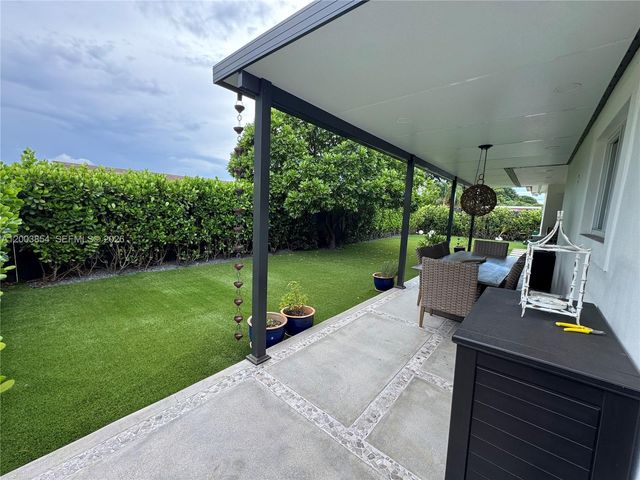 18620 NW 47th Ct, Miami Gardens, FL 33055