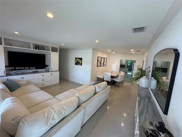 18620 NW 47th Ct, Miami Gardens, FL 33055