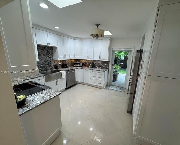 18620 NW 47th Ct, Miami Gardens, FL 33055