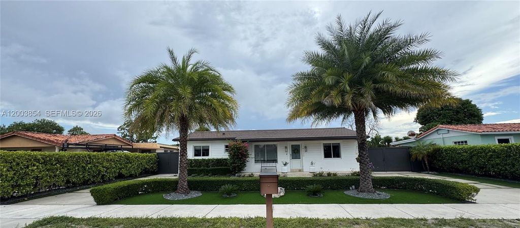 18620 NW 47th Ct, Miami Gardens, FL 33055