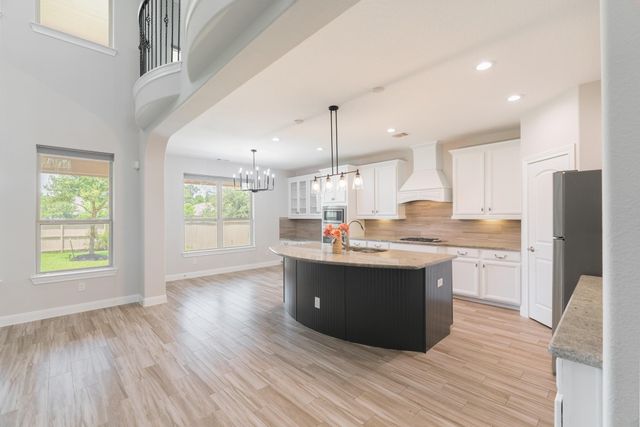 54 Wyatt Oaks Drive, Tomball, TX 77375