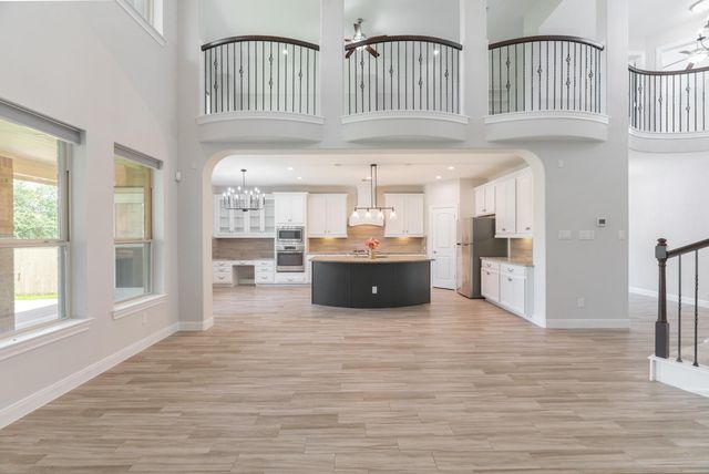 54 Wyatt Oaks Drive, Tomball, TX 77375