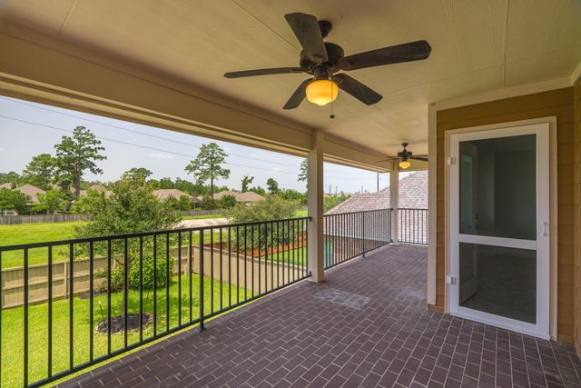 54 Wyatt Oaks Drive, Tomball, TX 77375
