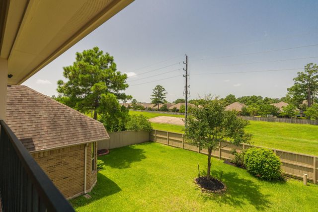 54 Wyatt Oaks Drive, Tomball, TX 77375