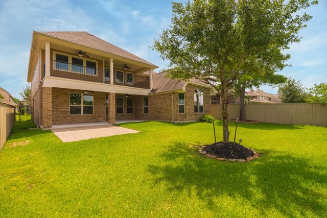 54 Wyatt Oaks Drive, Tomball, TX 77375