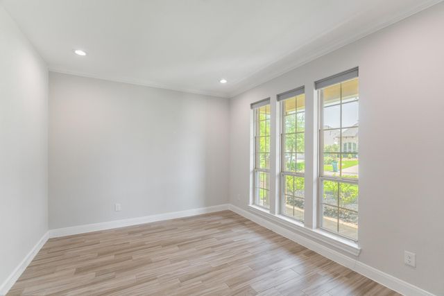 54 Wyatt Oaks Drive, Tomball, TX 77375