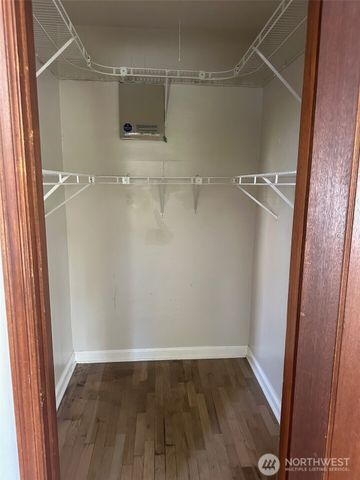 215 W Kinnear Place, Seattle, WA 98119